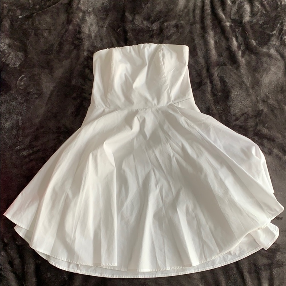 White dress - Small